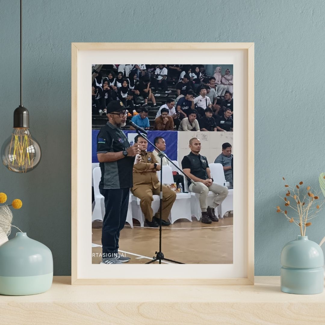 Saat Indonesia Raya Berkumandang, Atap GOR Menjawab dengan Tangisan Air Hujan