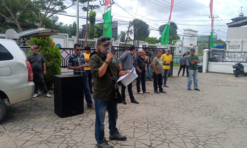 “Drama ‘Janji Palsu’ Inspektorat: Audiensi Cuma Formalitas, Data Lurah Tetap Disembunyikan.”