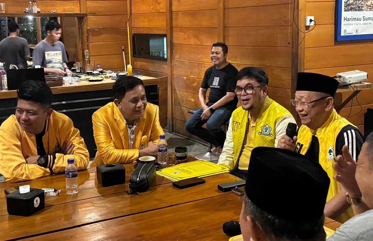 Dr. H. Budi Setiawan Pegang SK, H. Cek Endra Dorong Golkar Kota Jambi Lebih Solid dan Menang